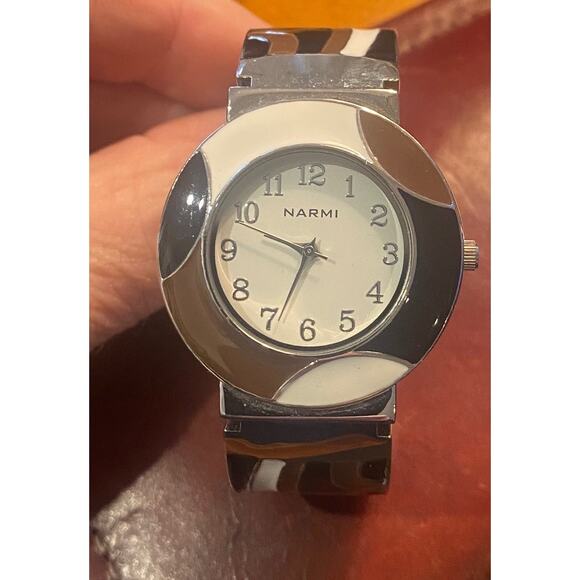 Women's 35mm Silver Tone and Enamel Bangle Watch - Picture 1 of 4